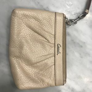 Coach wristlet champagne leather